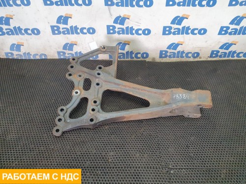 Кронштейн реактивной тяги левый