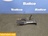 Кронштейн патрубков отопителя