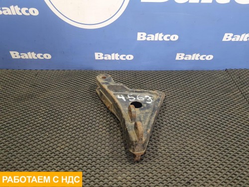 Кронштейн усилителя переднего бампера правый